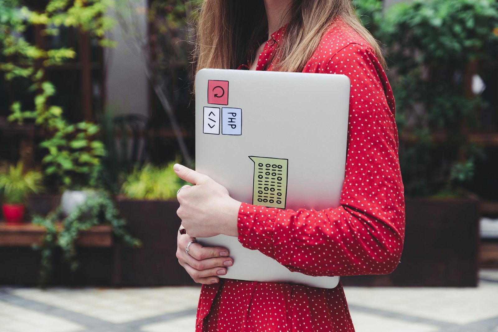 Realtor with a laptop, your own branded site that you take with you